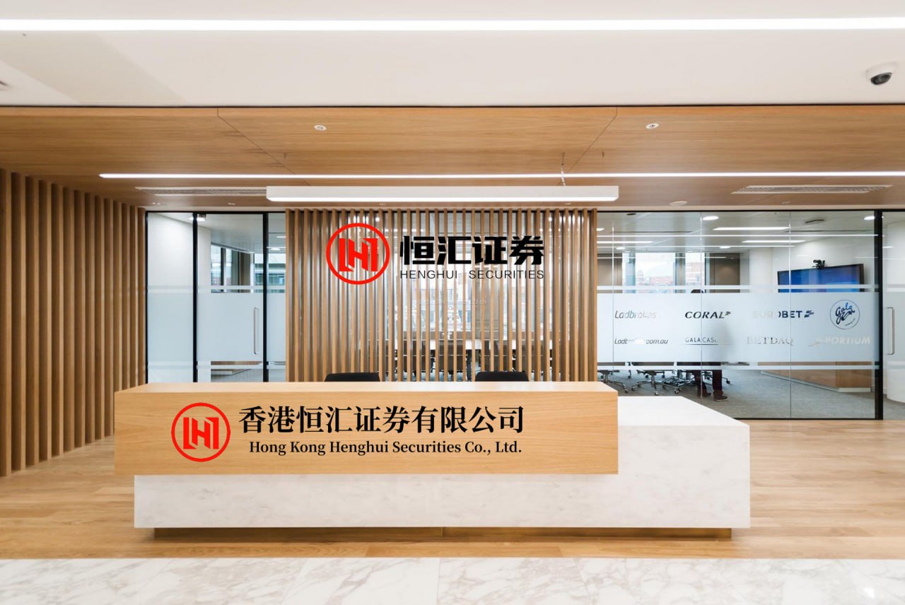 粤友优配 精选足篮专家：皮哥懂个球11连红同步分析足彩